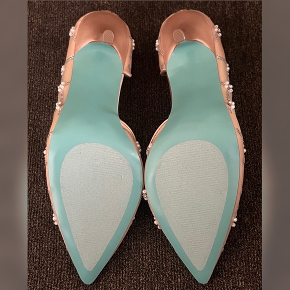 Betsey Johnson Cruze Nude Rhinestone Heels Women’s Size 10M - Picture 11 of 16